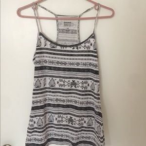 Patterned Cami 2/12 ✨